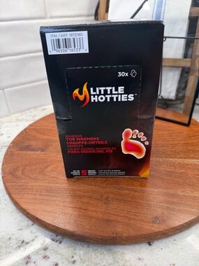 Little Hotties Adhesive Toe Warmers - Black & Red Packaging Box of 30- New